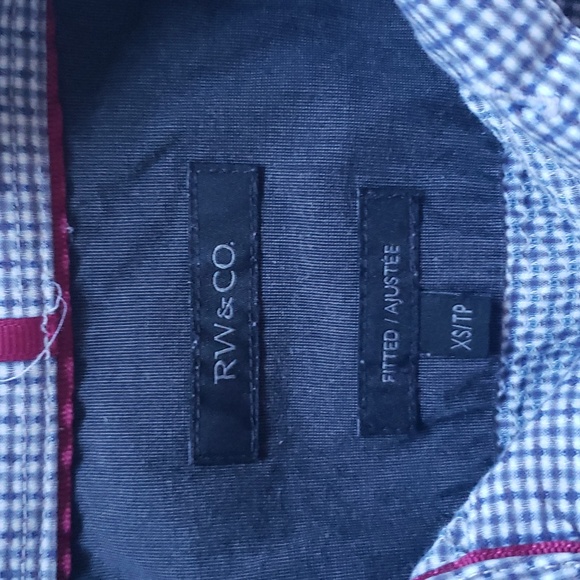Men's RW&Co Button Down - Picture 2 of 4